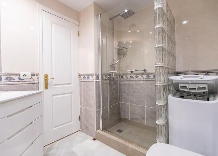 Altamira 61 - One Bed Appartement *